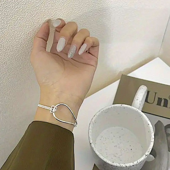 Minimalist Sterling Silver Chain Link Bangle Bracelet - Picture 6 of 11